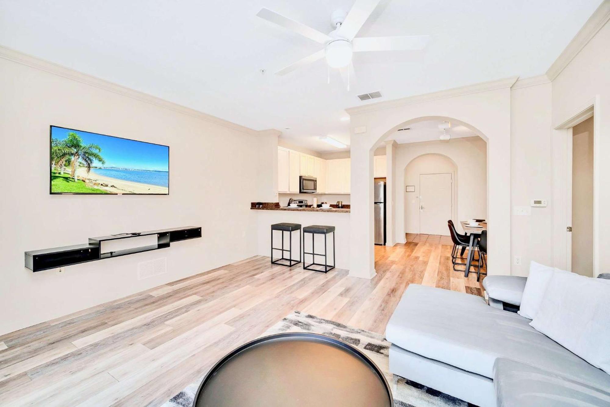 Luxury 2Br Condo - Pool & Hot Tub - Near Disney Орландо Экстерьер фото